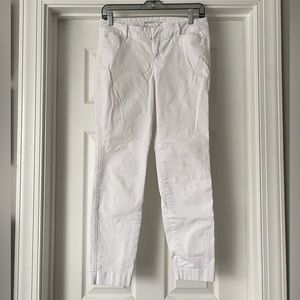 Old Navy | Size 2 | White | Ankle Pixie